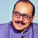 মার্কসবাদী আদর্শে বিশ্বাসী উৎপল দত্ত চিরকাল শােষিত বঞ্চিত মানুষের সংগ্রামে নিজেকে যুক্ত করেছেন তার নাটক ও নাট্য প্রযােজনার মধ্য দিয়ে!