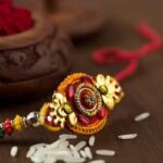 ইতিহাস গর্ভে ফিরে দেখা! : তন্ময় সিংহ রায়।।।