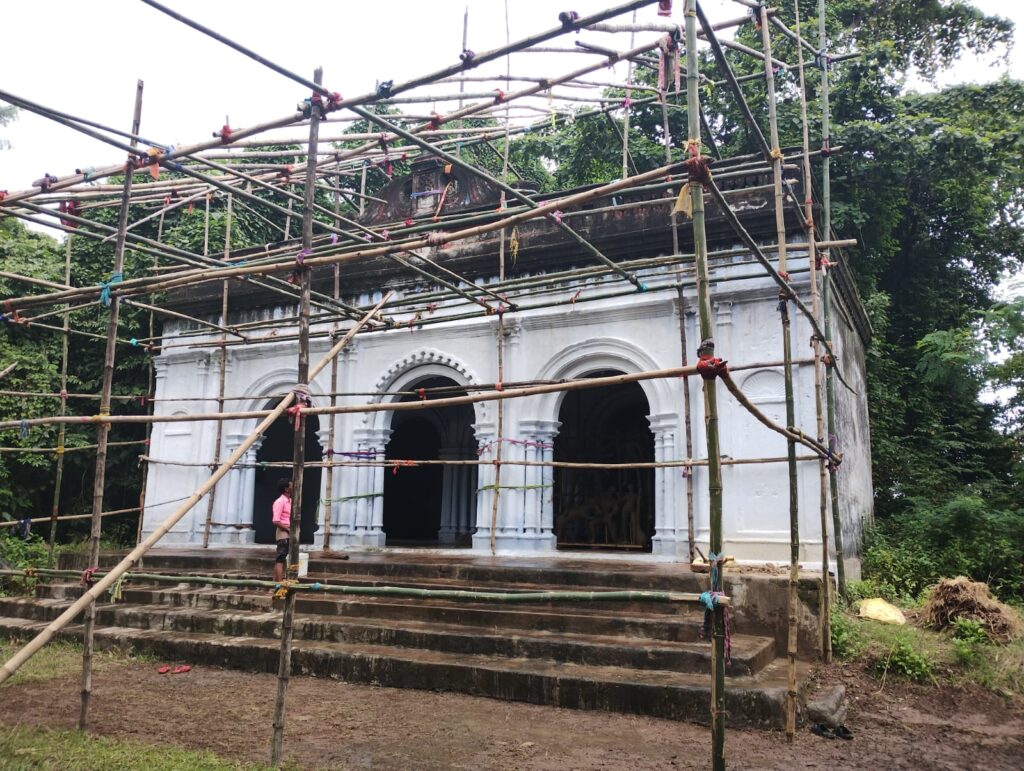 বাঁকুড়ার জেলার ছাতনা রাজবাড়ির দুর্গা পূজার ইতিহাস জানলে অবাক হবেনই হবেন।