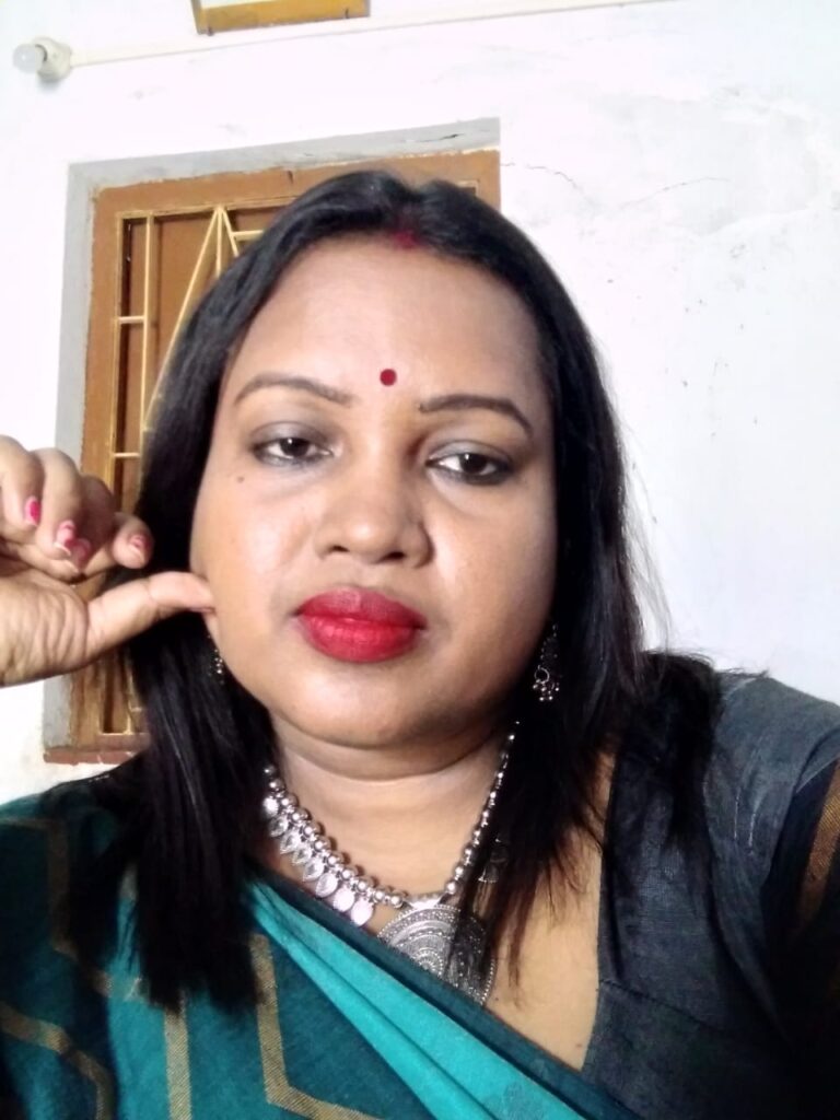 মাটি আমাদের মা : মৌসুমী ডিংগাল।