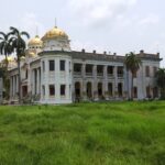 মহিষাদল রাজবাড়ি – প্রাসাদটি এখনও ঐতিহাসিক তাৎপর্যের আলোকবর্তিকা হিসাবে কাজ করে।