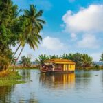 ভারতের যে ৫ জায়গা ঘুরে আসতে পারেন।।।