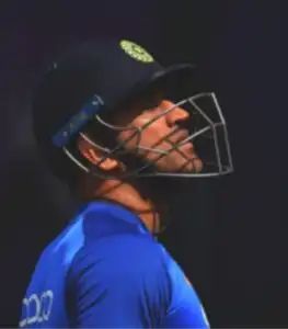 মহেন্দ্র সিং ধোনি, ভারতীয় আন্তর্জাতিক ক্রিকেটার এবং প্রাক্তন অধিনায়ক – একটি বিশেষ পর্যালোচনা।।।