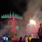 ২৮ বছরে মালদার দশেরা উৎসব, দুর্যোগ উপেক্ষা করে হাজারো মানুষের ভিড়।