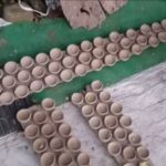 বালুরঘাটে মাটির প্রদীপ তৈরিতে ব্যস্ত কারিগররা, খরচ ও প্রতিযোগিতার চাপে অতিষ্ঠ।