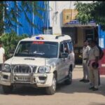 ফিল্মি কায়দায় অপহরণের চেষ্টা— হরিশ্চন্দ্রপুরে পুলিশের দ্রুত পদক্ষেপে উদ্ধার শিশু, ধৃত দুই অভিযুক্ত।