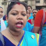 অঙ্গনওয়াড়ি মহিলা কর্মীদের শর্তাবলী সাপেক্ষে দেওয়া হচ্ছে মোবাইল,এতেই উত্তাল পাঁশকুড়া দু’নম্বর ব্লক ।