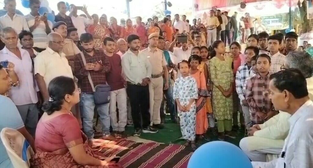 স্বপন দেবনাথের উদ্যোগে বাঁচল চাঁদের বিল, জীবন্ত থাকল কালীপুজোর ঐতিহ্য—২৫ বছরের সাফল্যের গল্প।