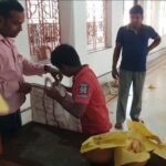 ভোগ না পেয়ে রসিদ ছিঁড়ে প্রতিবাদ, বালুরঘাটের ঐতিহ্যবাহী বুড়াকালী মন্দিরে হইচই — পুলিশের তৎপরতায় পরিস্থিতি নিয়ন্ত্রণে।