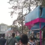 শর্ট সার্কিট থেকে আগুন! নৈহাটী রেলমাঠে পুজোমণ্ডপের পাশে দাউদাউ করে জ্বলল ষ্টল।