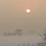 রোদের নিচে জমে থাকা শীত।