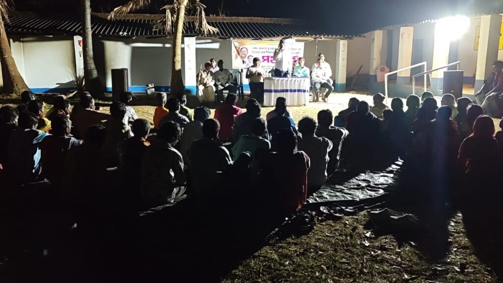 গ্যাসের মূল্যবৃদ্ধি ও বাংলার বঞ্চনার প্রতিবাদে কেশপুরে তৃণমূলের পথসভা।