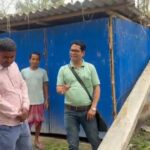 গভীর রাতের ঝড়ে লণ্ডভণ্ড কুশমন্ডি, উড়ল বাড়ির ছাদ; মাটিতে শুয়ে পড়ল ভুট্টা–গম।