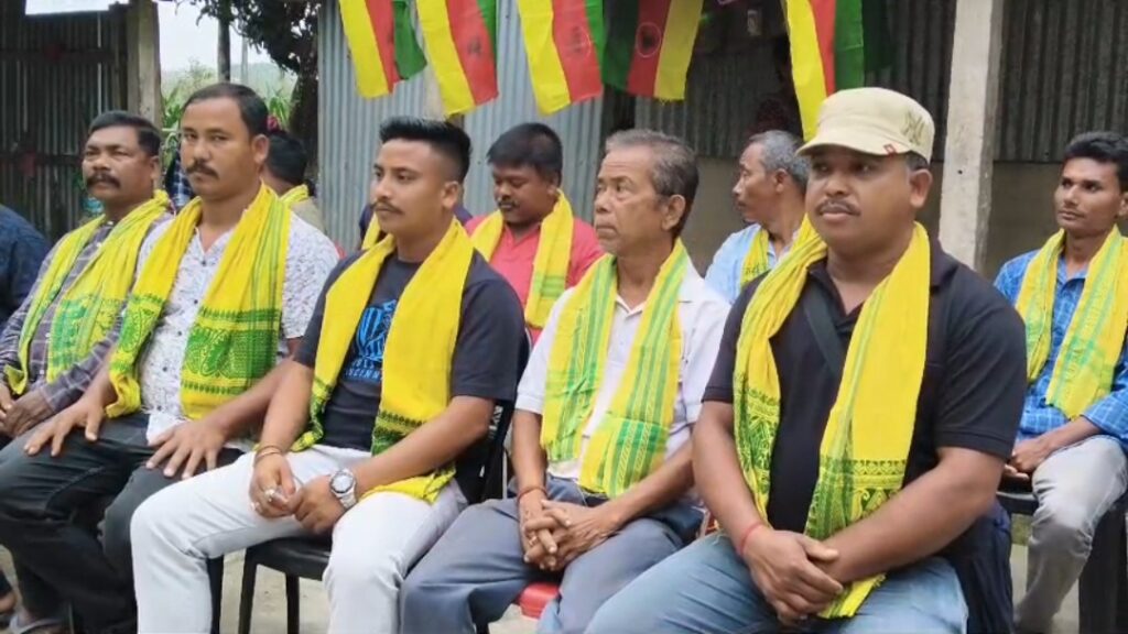 বিজেপিকে সমর্থনের ঘোষণার পর পাল্টা সুর, লড়াই ছাড়ছেন না KSDC প্রার্থী।