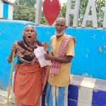 খাবার-চিকিৎসা তো দূরের কথা, টয়লেট ব্যবহারেও বাধা! অভিযোগ বৃদ্ধ দম্পতির।।