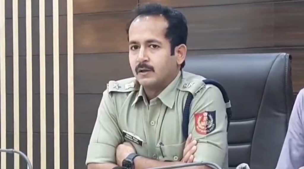 ভোট-পরবর্তী পরিস্থিতি সামলাতে কড়া বার্তা Dakshin Dinajpur জেলা প্রশাসনের।