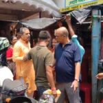পশ্চিমবঙ্গে বিজেপির জয়ের আবহে বালুরঘাটে বুড়ামা কালী মন্দিরে পুজো দিলেন প্রাক্তন বিজেপি বিধায়ক ও অর্থনীতিবিদ Ashok Kumar Lahiri।
