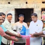মাধ্যমিক পরীক্ষায় ৯৩ শতাংশ নম্বর পেয়ে কৃতিত্ব অর্জন করা চকান্দারু গ্রামের ছাত্র Subrata Pramanik-কে সংবর্ধনা দিল বিজেপি নেতৃত্ব।