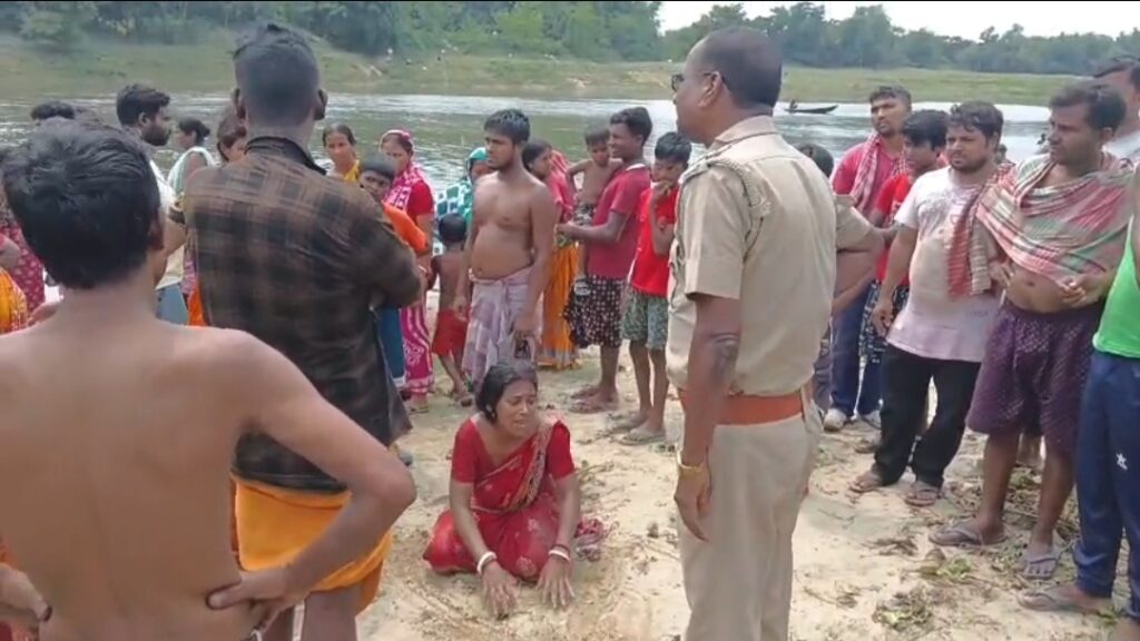 স্নান করতে গিয়ে বিপত্তি, দুই নাবালকের খোঁজে জোর তল্লাশি অভিযান।।