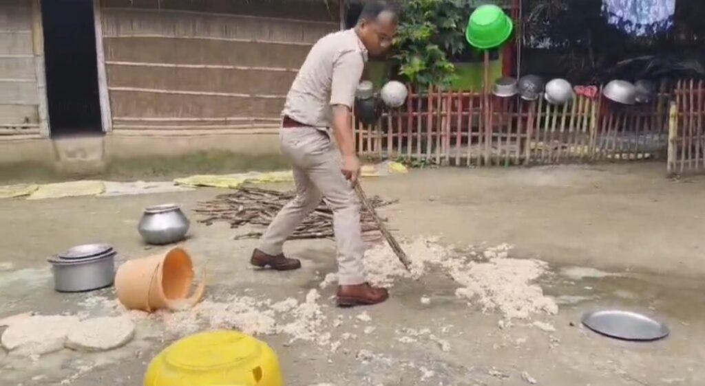 জটেশ্বর ফাঁড়ির অভিযানে ধ্বংস ২০০ লিটার চোলাই মদ, কড়া বার্তা পুলিশের।।