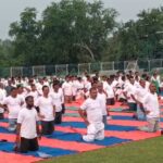 বিশ্ব যোগা দিবসে কল্যাণী স্টেডিয়ামে বিশেষ কর্মসূচি, যোগচর্চায় সামিল বহু মানুষ।।