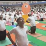 জেলাশাসক-পুলিশ সুপারদের উপস্থিতিতে মালদায় যোগ দিবস পালন।