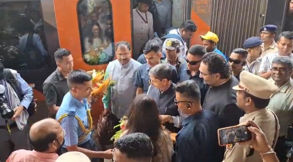 মালদা সফরে রাজ্যপাল এন. রবি, প্রশাসনের কড়া নিরাপত্তা ও বিশেষ প্রস্তুতি।