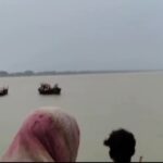 ধুলিয়ান থেকে মালদহে ফেরার পথে বিপর্যয়, নৌকার যাত্রীদের উপর বজ্রাঘাত।