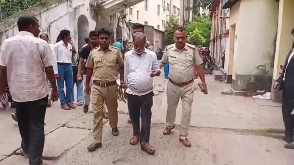 গোপন সূত্রের খবরেই অভিযান, মালদায় পুলিশের জালে কোচবিহারের তৃণমূল নেতা।
