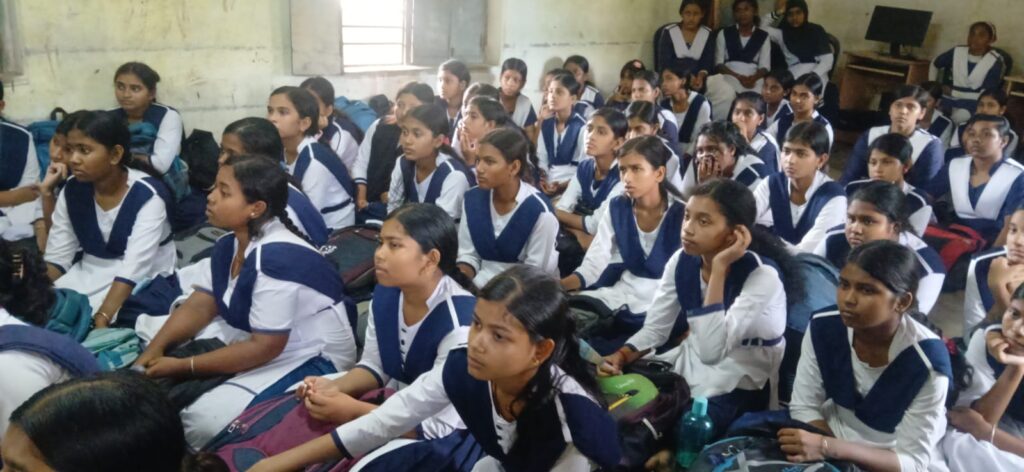 বাল্যবিবাহমুক্ত সমাজ গড়ার বার্তা, গোপালনগর বিহারীলাল বিদ্যাপীঠে সচেতনতামূলক শিবির।