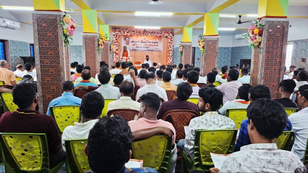 চন্দ্রকোনারোডে বিজেপির প্রশিক্ষণ শিবির, দ্বিতীয় দিনে বিধায়ক বিমান মাহাতোর উপস্থিতি।।