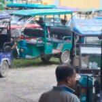 ফালাকাটায় টোটো চালকদের প্রতিবাদ, দাবি পূরণে প্রশাসনের হস্তক্ষেপের আর্জি।