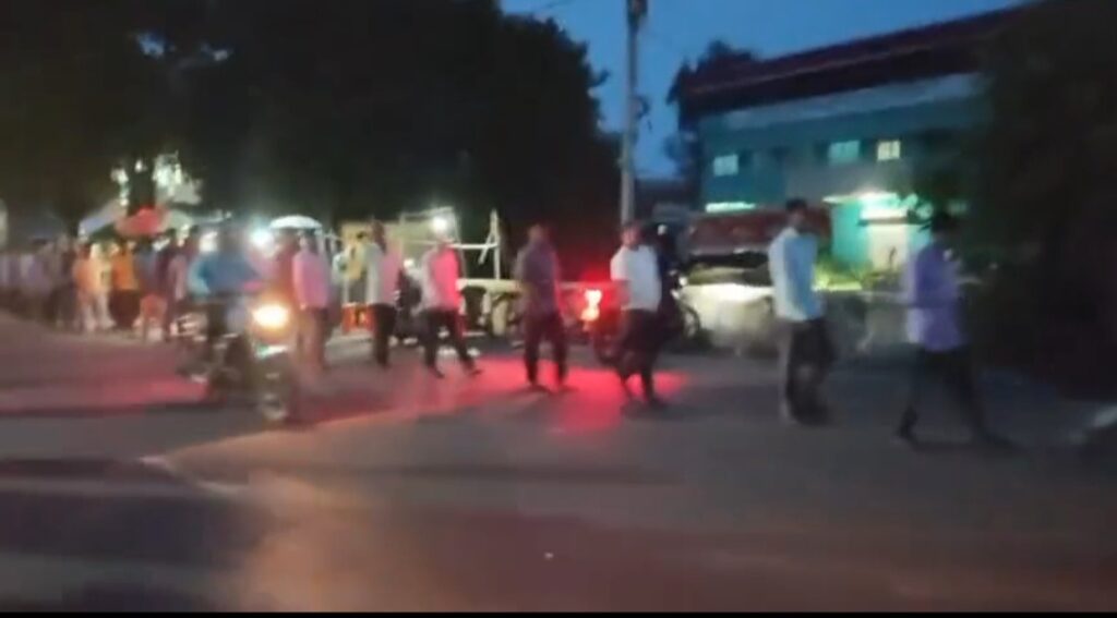 পতাকা উত্তোলনের সময় দুর্ঘটনায় মৃত্যু, পাপাই পাণকে শ্রদ্ধায় পাঁচখুরিতে মৌন মিছিল।