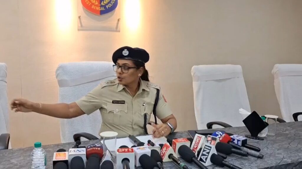পশ্চিম মেদিনীপুরে কর্মসংস্থানের উদ্যোগ, অ্যাপে আবেদন করে চাকরির সুযোগ পাবেন যুবক-যুবতীরা।