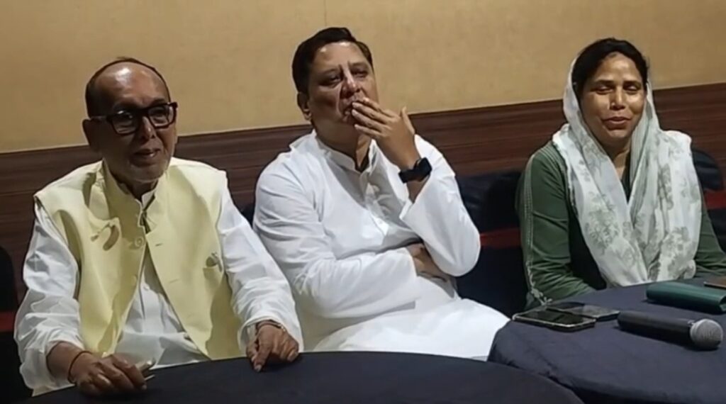 ‘বেনোজল সরিয়ে জনসমর্থন থাকা নেতৃত্বকে সামনে আনতে হবে’— মালদার সভা থেকে বার্তা সাবিনা ইয়াসমিনের।