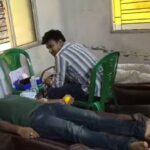 হুগলির শ্রীরামপুরে স্বেচ্ছায় রক্তদান শিবির, মানবিক উদ্যোগে প্রশংসিত পূজো কমিটি।
