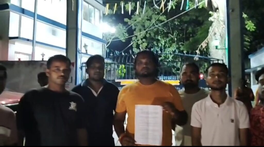 মোদিকে নিয়ে সোশ্যাল মিডিয়া পোস্ট বিতর্ক, অভিনেত্রীর বিরুদ্ধে থানার দ্বারস্থ বিজেপি।