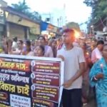 ‘মৈনাকের মৃত্যুর বিচার চাই’— সিউড়িতে মোমবাতি মিছিলে গর্জে উঠলেন প্রতিবাদকারীরা।