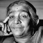 সরোজিনী নাইডু: কবিতার কোমলতা ও স্বাধীনতা সংগ্রামের অদম্য সাহস—এক মহীয়সী নারীর জীবনকথা।