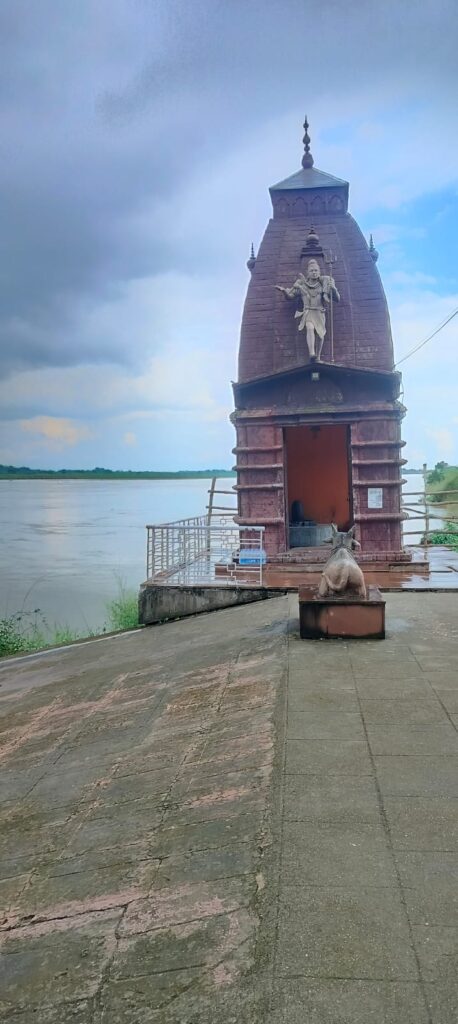মন্দির রক্ষায় অর্থ দেবে পরিবার, সরকারি অনুমোদনের উদ্যোগ—কমলনগরের শিবমন্দির ঘিরে আশার আলো।
