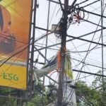 শর্ট সার্কিটে বড়সড় অগ্নিকাণ্ড, বিদ্যুৎ বিচ্ছিন্ন হয়ে ভোগান্তিতে সাধারণ মানুষ।