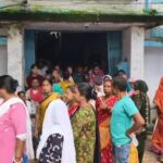 ‘কেন এখনও টাকা ঢুকল না?’—অন্নপূর্ণা নিয়ে কালচিনি ব্লক অফিসে মহিলাদের তুমুল বিক্ষোভ।