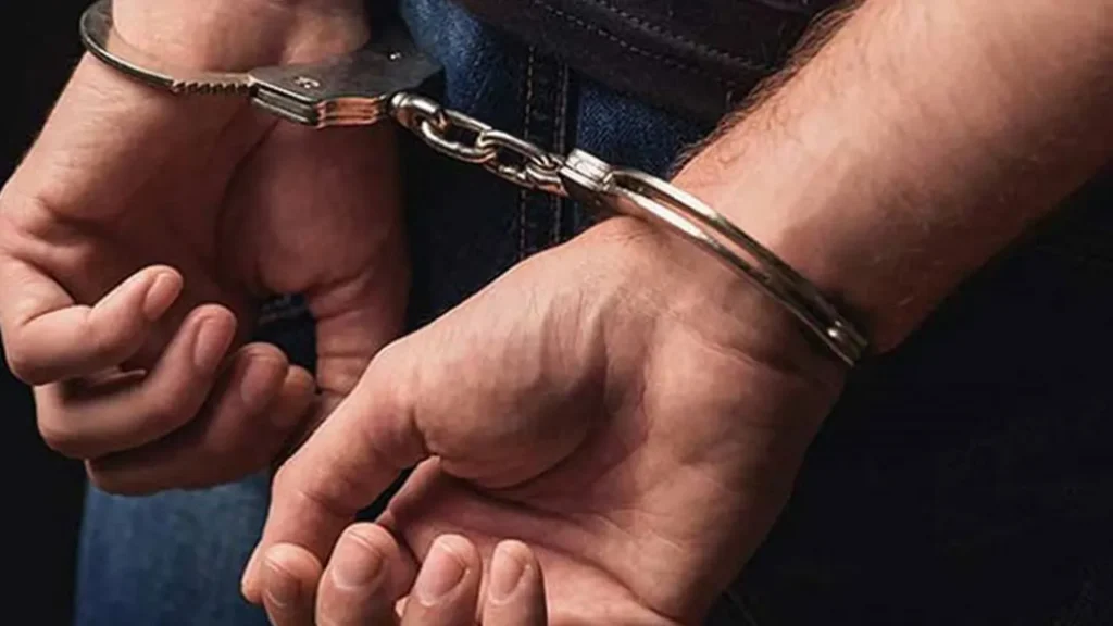 পাক চর-কাণ্ডে তদন্তে নয়া মোড়, পুলিশের নজর এড়িয়ে রিষড়ায় আশ্রয় নিয়েও শেষরক্ষা হল না সানির।
