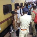 বেঙ্গালুরুর বিভিন্ন এলাকা থেকে গ্রেফতার ৩১ বাংলাদেশি, মালদায় নিয়ে এল কর্ণাটক পুলিশ।