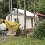 নিয়ন্ত্রণ হারিয়ে সোজা বাড়িতে পিকআপ, অল্পের জন্য প্রাণে বাঁচলেন পরিবারের সদস্যরা।