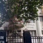 ভোরেই শেক্সপিয়র সরণিতে ED-র অভিযান, নির্দিষ্ট ফ্ল্যাটে নথি খতিয়ে দেখছেন আধিকারিকরা।