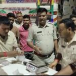 লরির কেবিনে পিঠব্যাগে লুকিয়ে ব্রাউন সুগার! গাজোলে পুলিশের জালে ৩।