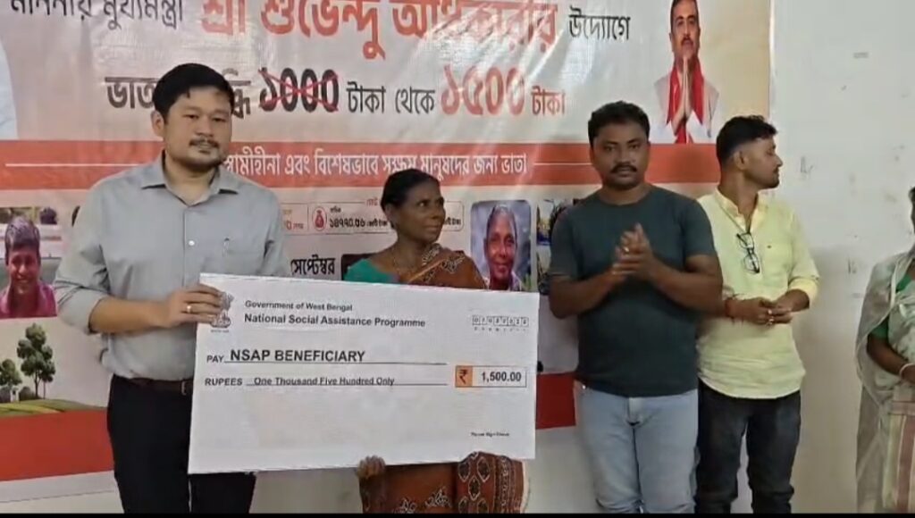১০০০ থেকে ১৫০০ টাকা, বামনগোলায় শুরু বর্ধিত বার্ধক্য-বিধবা ও বিশেষভাবে সক্ষম ভাতা।