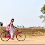 লাল সাইকেলের স্বপ্ন।