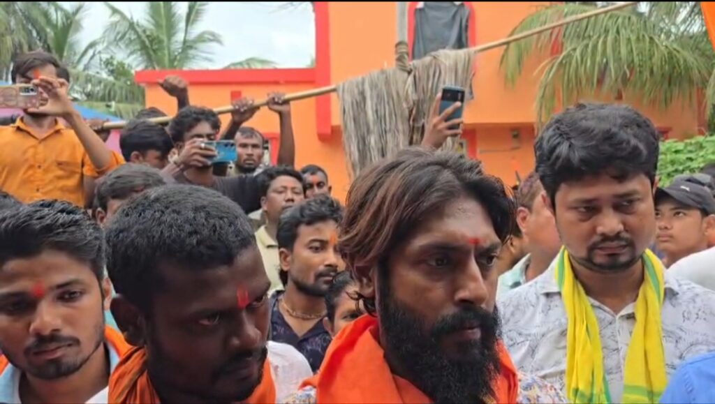 কুমারগঞ্জে নাবালিকাকে ধর্ষণের অভিযোগ, অভিযুক্তের বিরুদ্ধে আইনানুগ ব্যবস্থার দাবি।